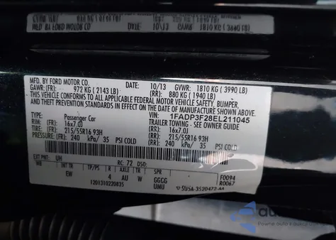 2014 Ford Focus Se z USA, uszkodzony, nr VIN 1FADP3F28EL211045